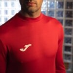 Joma 82P4R2454 أحمر قميص بأكمام طويلة من أكاديمية براما - Image 2