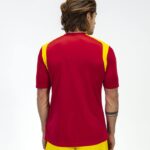 Joma 82P4R2948 احمر اصفر بطولة قميص قصير الأكمام v رجال - Image 3