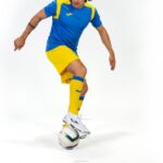 Joma 82P4R3468 الأزرق الملكي الأصفر بطولة قميص قصير الأكمام v رجال - Image 7