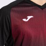 Joma 82P4R92 بورجوندي أسود قميص بأكمام قصيرة النمر v رجال - Image 7